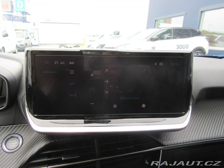 Peugeot 2008 ALLURE PureTech 130 EAT8 2025