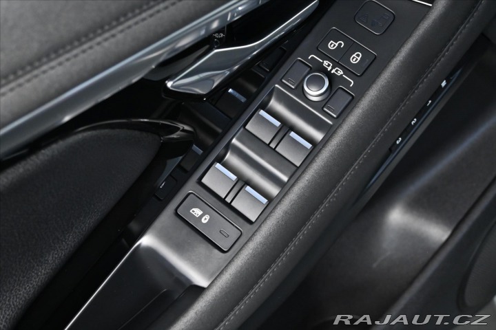 Land Rover Range Rover Evoque 2,0 D180 MHEV AWD 132kW A 2019