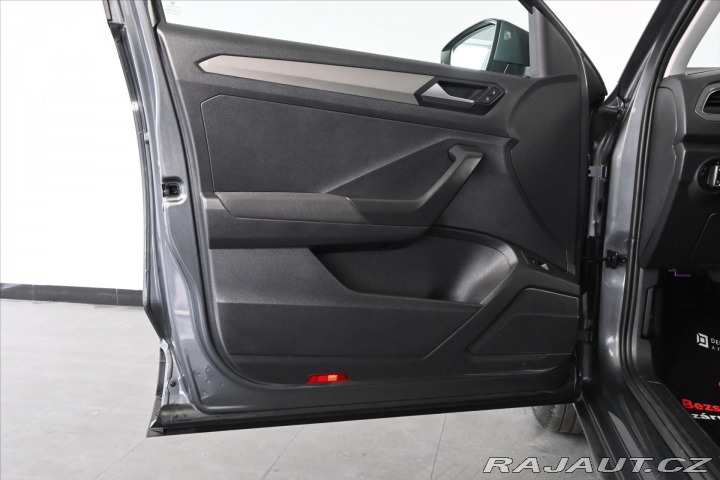 Volkswagen T-Roc 2,0 TDI 110 kW DSG NAVI Z 2020