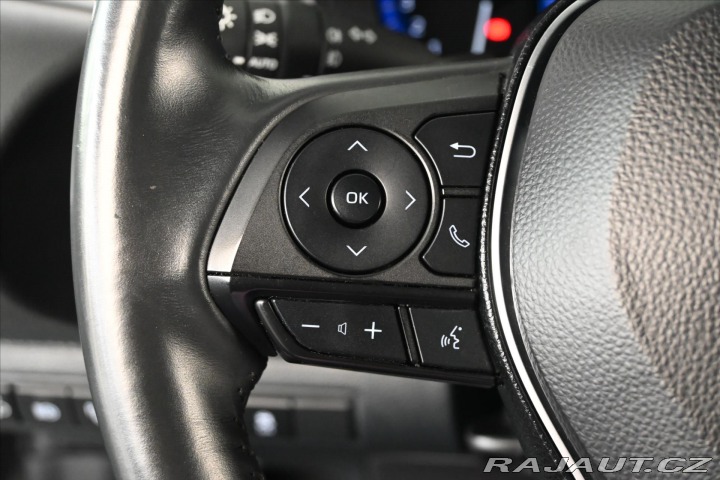 Toyota Corolla 2,0 HYBRID 112 kW eCVT Zá 2020
