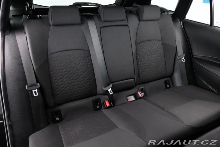 Toyota Corolla 2,0 HYBRID 112 kW eCVT Zá 2020