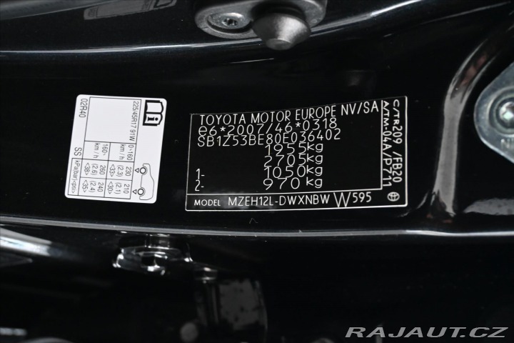 Toyota Corolla 2,0 HYBRID 112 kW eCVT Zá 2020