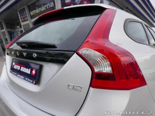 Volvo V60 2,0 D2 Automat REZERVACE 2016