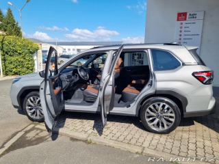 Subaru Forester 2,0i CVT TOURING + kola Z 2025