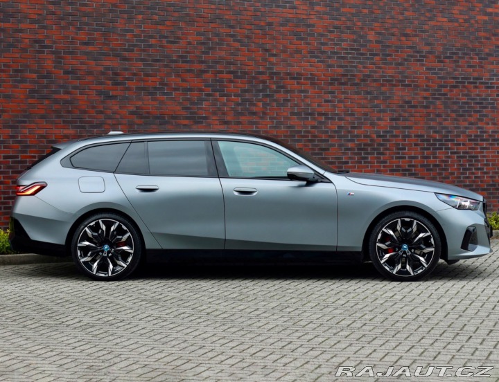 BMW 5 Touring 530 xDrive *Fro 2024