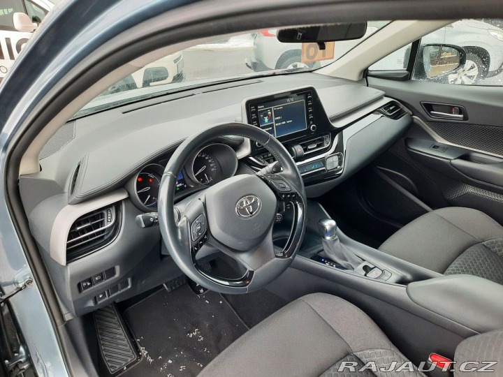 Toyota C-HR 1,8 HYBRID AUT 2021