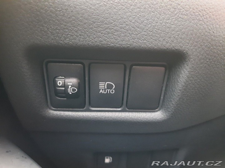 Toyota C-HR 1,8 HYBRID AUT 2021