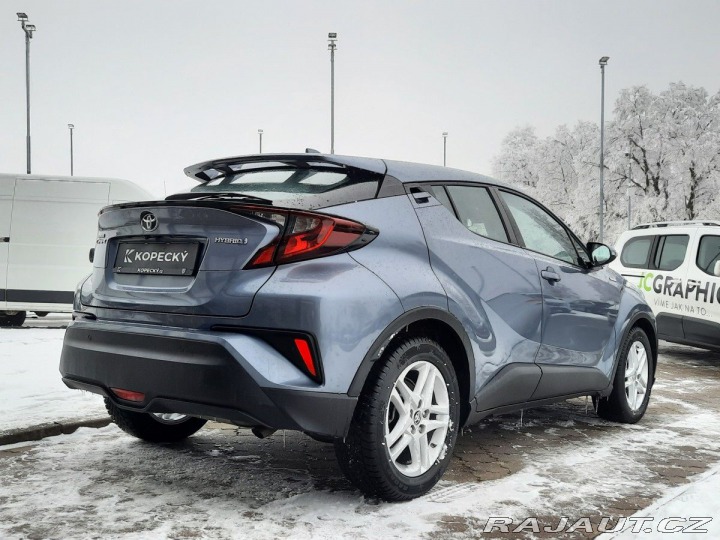 Toyota C-HR 1,8 HYBRID AUT 2021