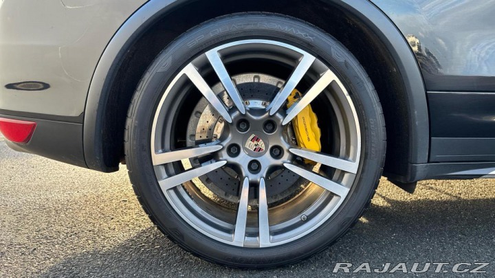 Porsche Cayenne S 2012