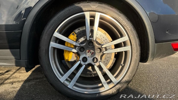 Porsche Cayenne S 2012