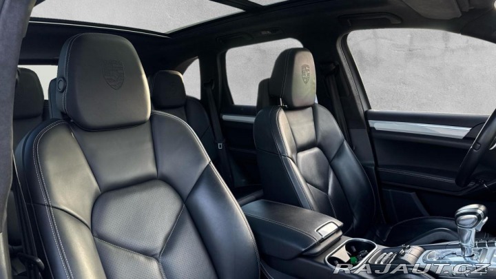 Porsche Cayenne S 2012