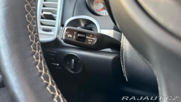 Porsche Cayenne S 2012
