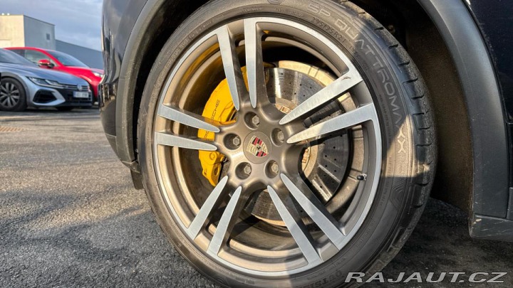 Porsche Cayenne S 2012