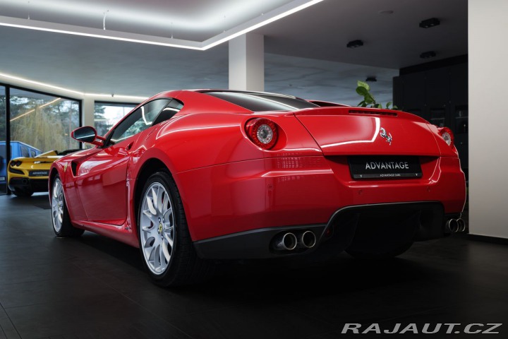 Ferrari 599 GTB/F1/Carbon/RECARO/LEDS 1800