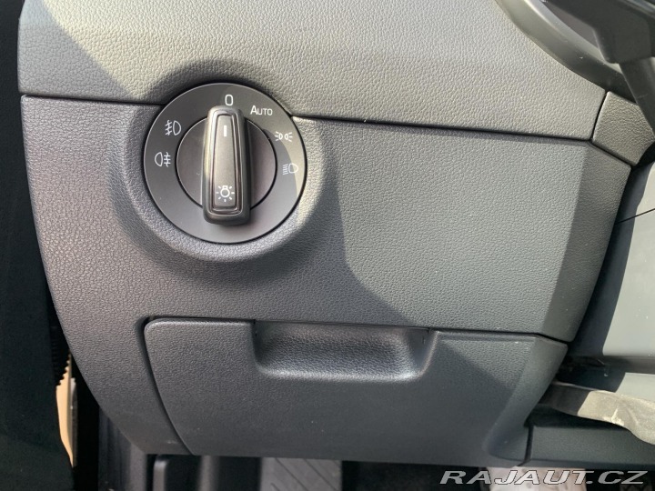 Škoda Octavia 2.0TDi, 110KW ,VYHŘ. SEDA 2020