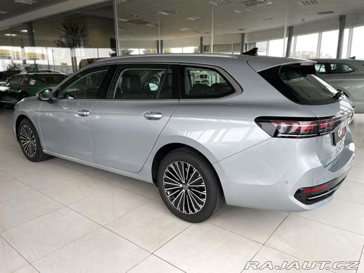 Volkswagen Passat 1,5 eTSI DSG*Elegance*Hea 2024