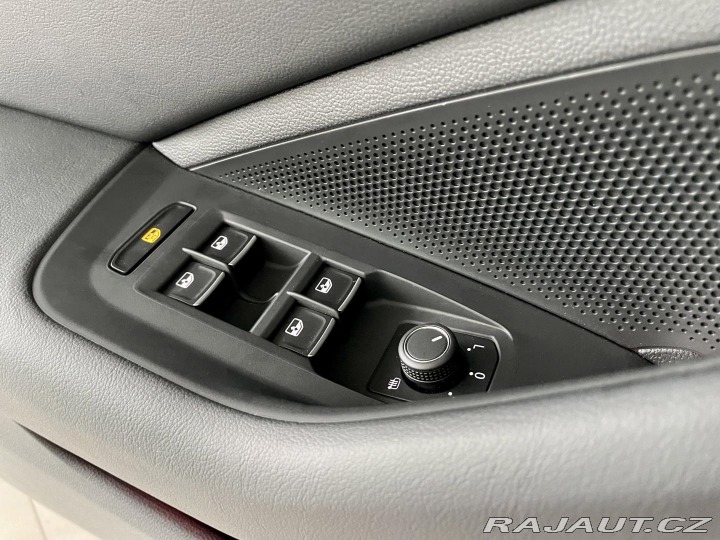 Volkswagen Passat Variant 1,5 eTSI DSG*Eleg 2024