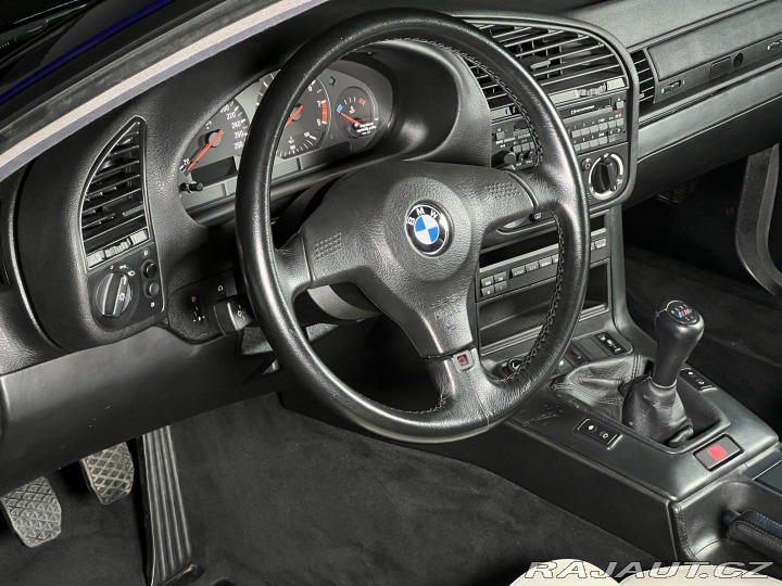 BMW M3 3.0*DE-Model*AvusBlau*Man 1993