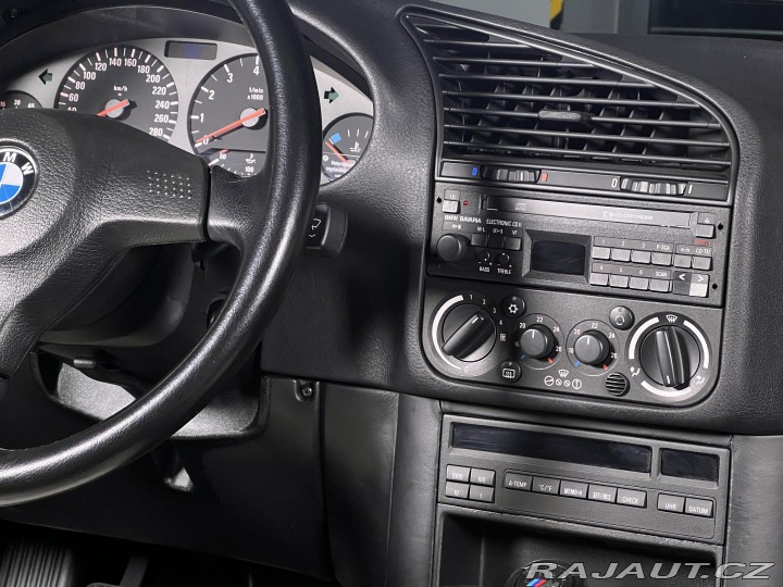 BMW M3 3.0*DE-Model*AvusBlau*Man 1993