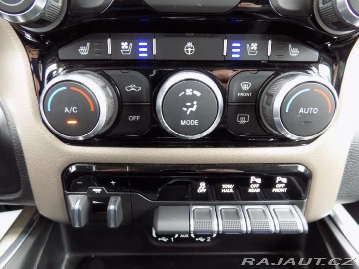 Dodge RAM 1500 5.7 HEMI/LARAMIE/LED/LPG/ 2020