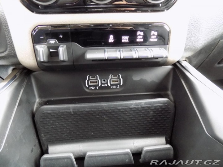Dodge RAM 1500 5.7 HEMI/LARAMIE/LED/LPG/ 2020