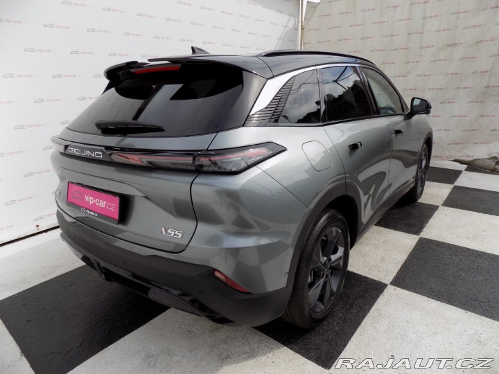 BAIC X5 1.5T/AT/Pixel-LED/PANO/DP 2025