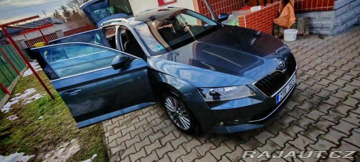 Škoda Superb  2017
