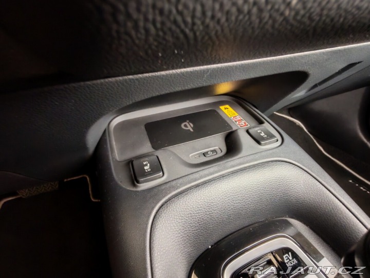 Toyota Corolla 2.0 Hybrid e-CVT Comfort 2023