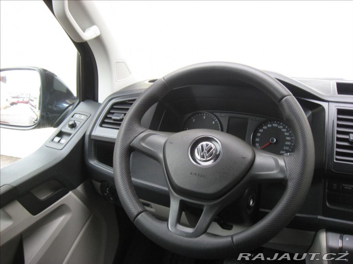 Volkswagen Transporter 2,0 TDI 150PS Kombi-9 DS 2015