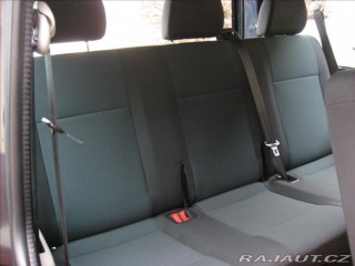 Volkswagen Transporter 2,0 TDI 150PS  Kombi-9 DS 2015