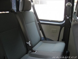 Volkswagen Transporter 2,0 TDI 150PS  Kombi-9 DS 2015