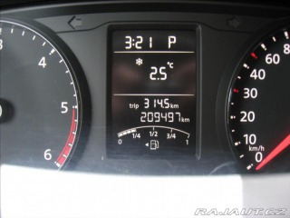Volkswagen Transporter 2,0 TDI 150PS  Kombi-9 DS 2015