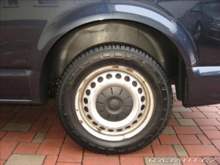 Volkswagen Transporter 2,0 TDI 150PS  Kombi-9 DS 2015