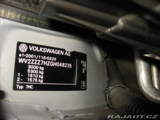 Volkswagen Transporter 2,0 TDI 150PS  Kombi-9 DS 2015