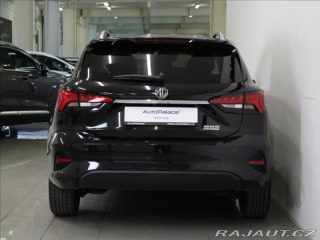 MG MG5 0,1 50 kWh Emotion 8 150k 2024
