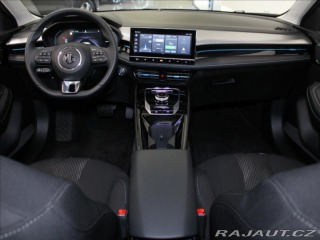 MG MG5 0,1 50 kWh Emotion 8 150k 2024