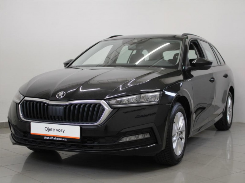 Škoda Octavia 2,0 TDi Ambition 1.majite