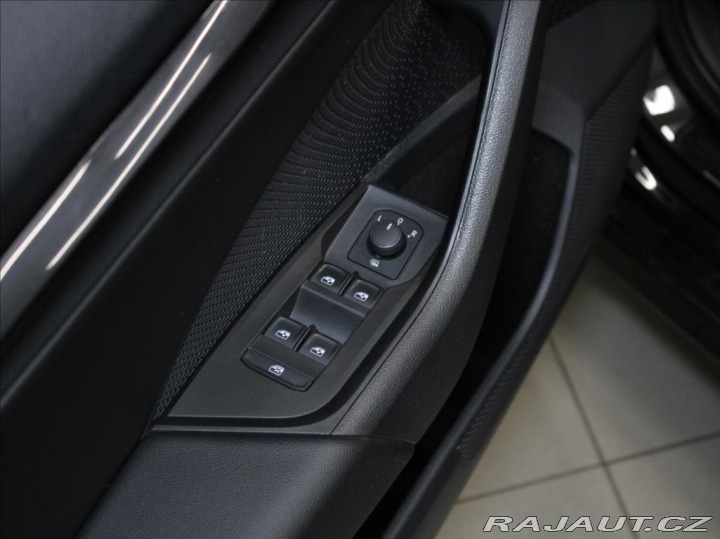 Škoda Octavia 2,0 TDi Ambition 1.majite 2021