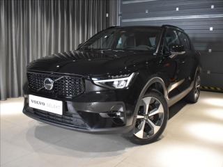 Volvo XC40 2,0 B4 ULT Panorama,bezkl