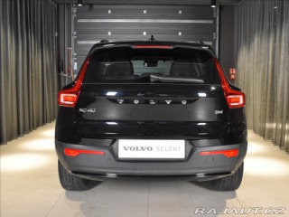 Volvo XC40 2,0 B4 ULT Panorama,bezkl 2023