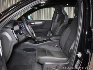 Volvo XC40 2,0 B4 ULT Panorama,bezkl 2023