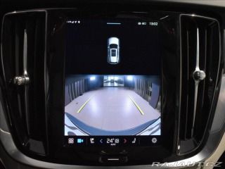 Volvo V60 2,0 B4 AWD Core BEZKLÍČ 2023