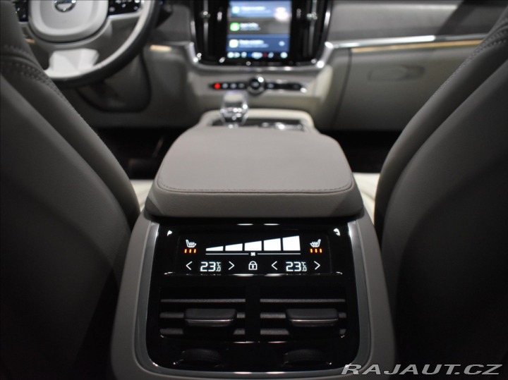 Volvo V90 2,0 B6 AWD ULT tažné,Pano 2023