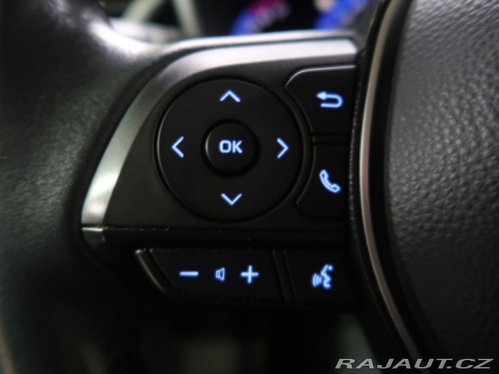 Toyota Corolla 1.8Hybrid,CZ,1Maj,Comfort 2021