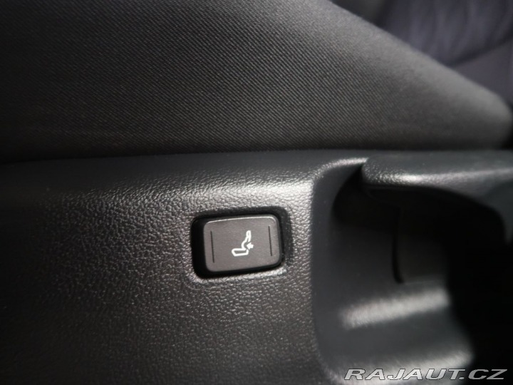 Toyota Corolla 1.8Hybrid,CZ,1Maj,Comfort 2021