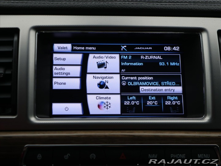Jaguar XF 3,0 D V6 177 kW Navi DPH 2015