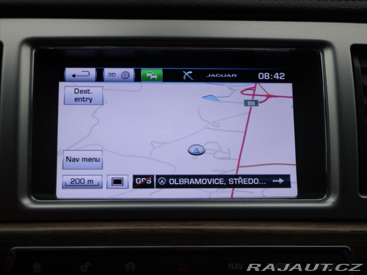 Jaguar XF 3,0 D V6 177 kW Navi DPH 2015