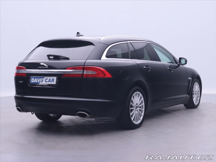 Jaguar XF 3,0 D V6 177 kW Navi DPH 2015