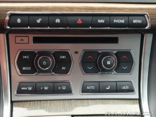 Jaguar XF 3,0 D V6 177 kW Navi DPH 2015