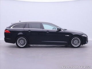 Jaguar XF 3,0 D V6 177 kW Navi DPH 2015